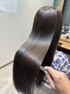 縮毛矯正後やってはいけないことは？｜正しいケア方法と効果が長持ちするコツ